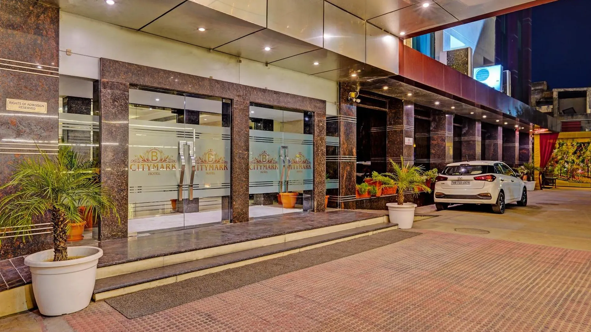 ****  Hotel Marina Near Igi Airport Delhi New Delhi India